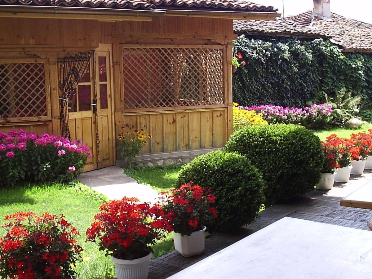 Guest House Astra Копривштиця Екстер'єр фото